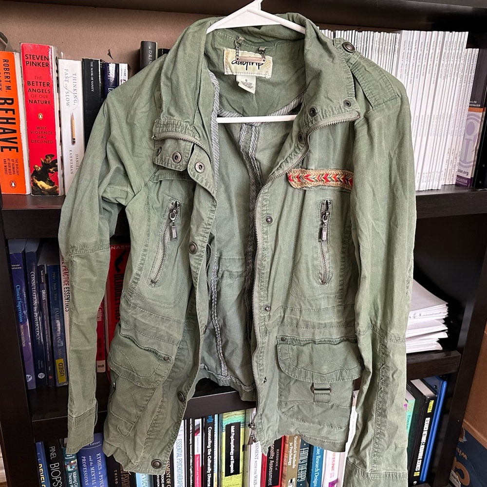 Lightweight jacket